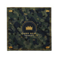Bandana Camo Real — camuflaje bosque con marco dorado y medallón central