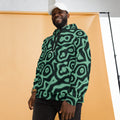 Hoodie de estampado integral Malaquita, verde mineral, sobre modelo