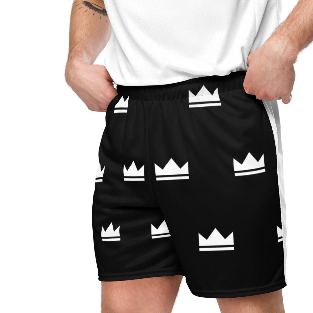 Street Royalty | Mesh Shorts Crown Monogram — Negro — modelo con tatuajes