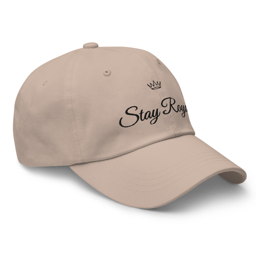 Gorra Stay Royal bordada en piedra, vista lateral