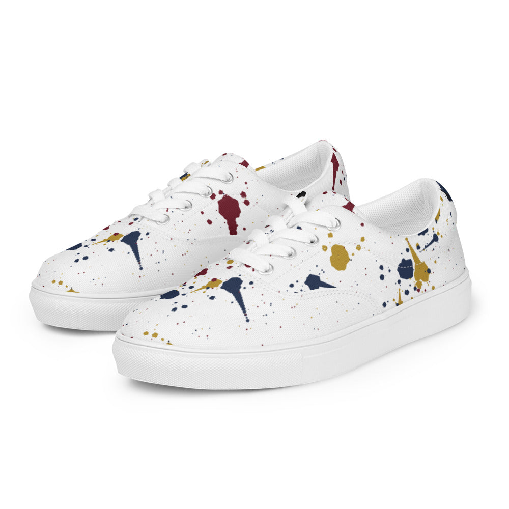 Zapatillas de lona blancas con salpicaduras de pintura