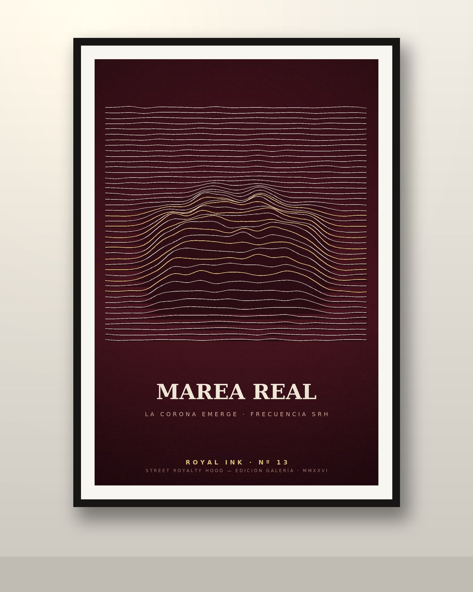 Lámina Marea Real enmarcada en pared