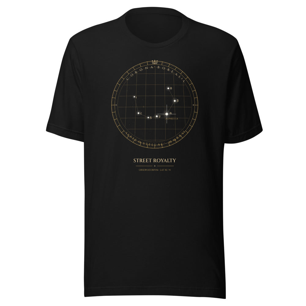Camiseta negra con carta estelar Corona Borealis en oro — vista frontal