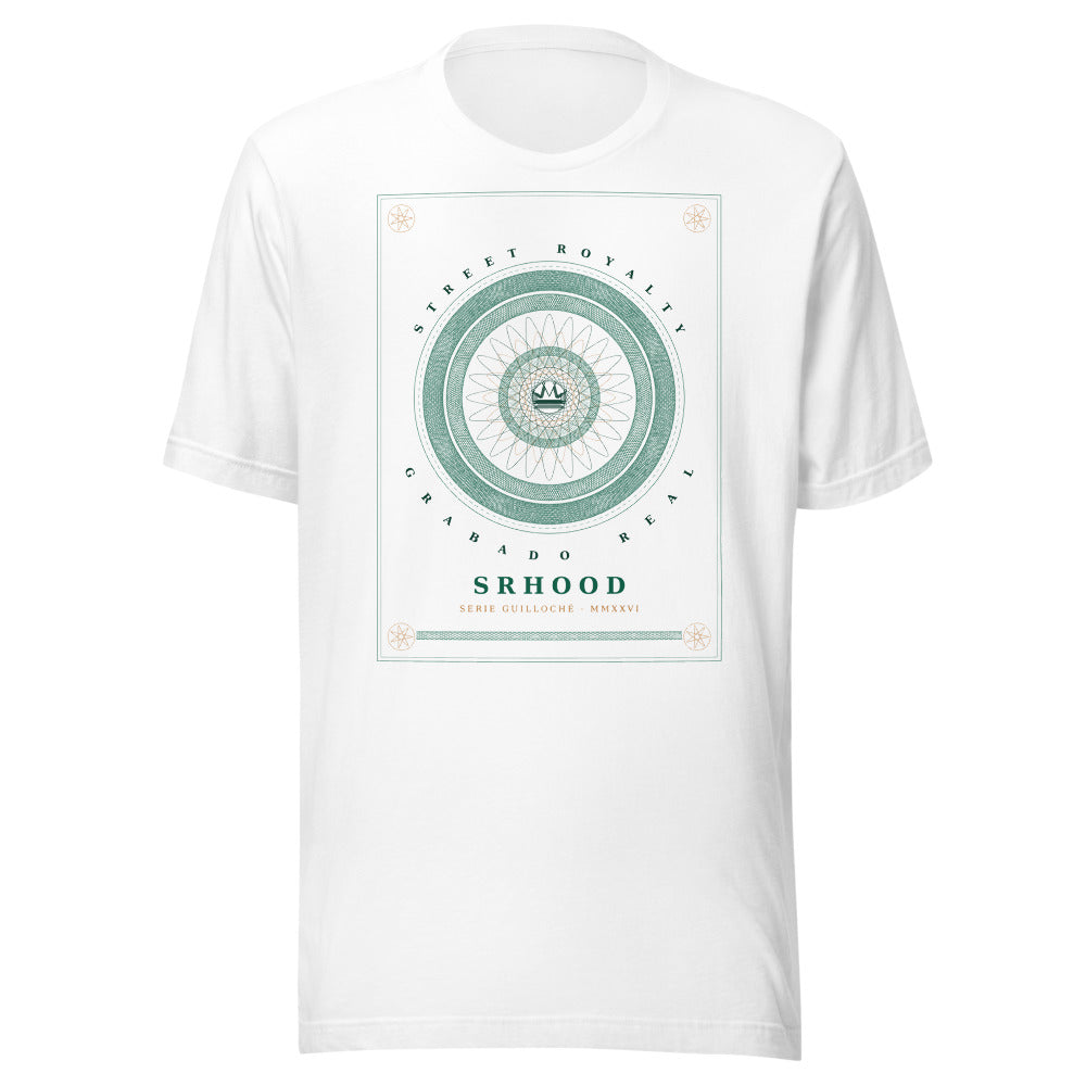 Camiseta blanca con grabado guilloché esmeralda estilo billete, rosetón central con corona